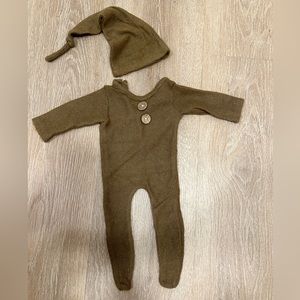 Outfit for newborn photography